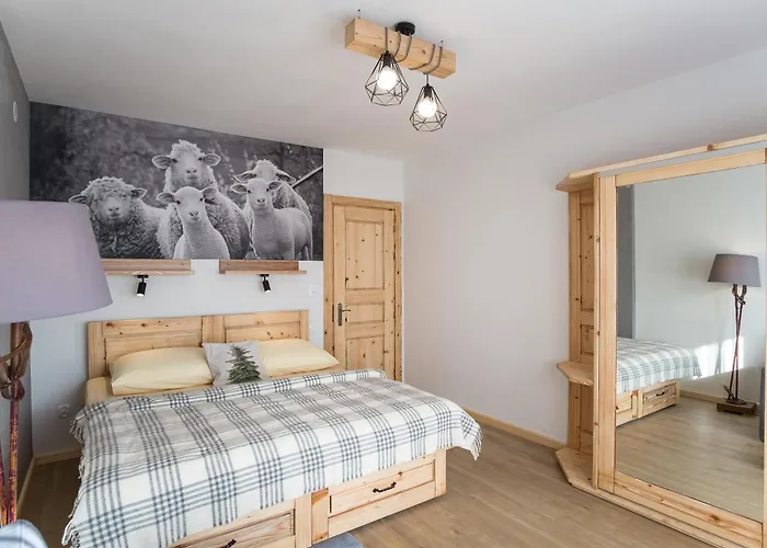Apartamenty i Pokoje Bacówka Centrum